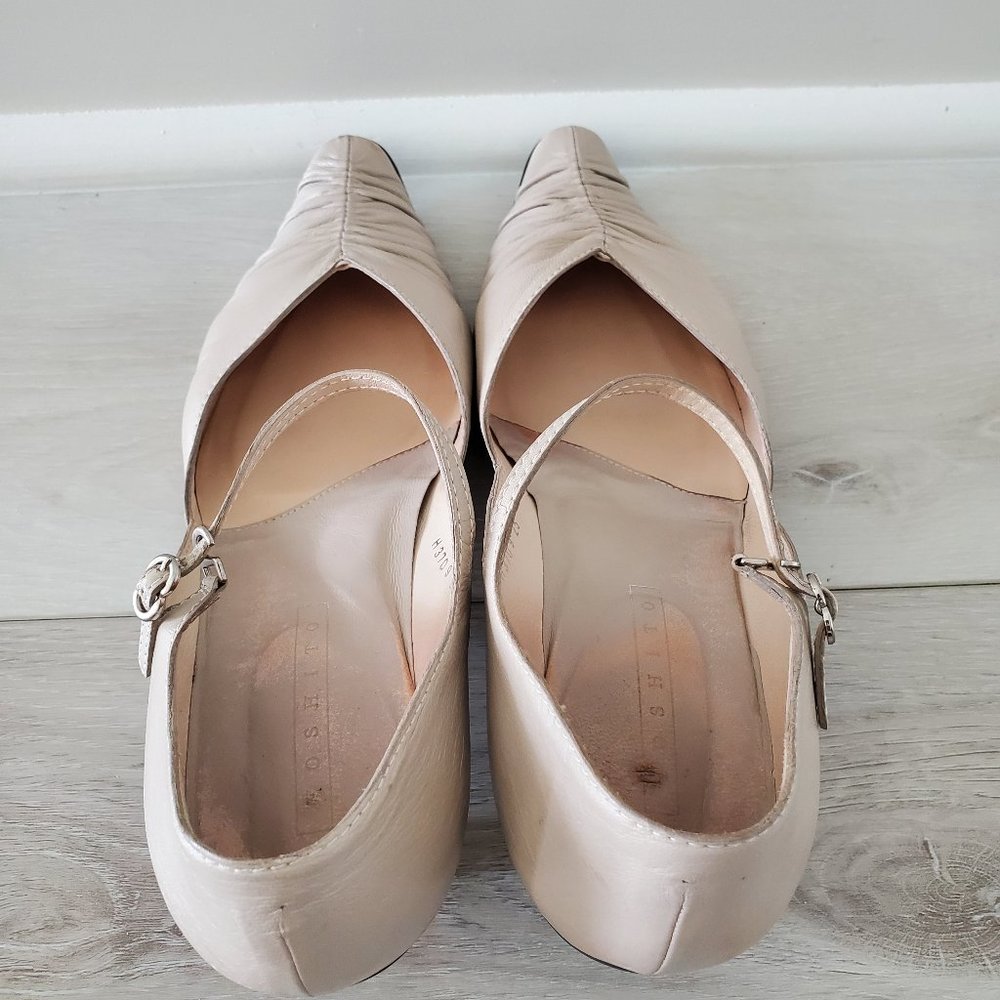 Women's Leather Heel Pumps, Size 9 - Picture 3 of 11